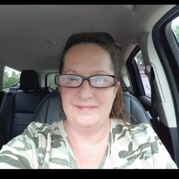 Posher, Ingrid Posh Ambassador - Picture 8 of 16